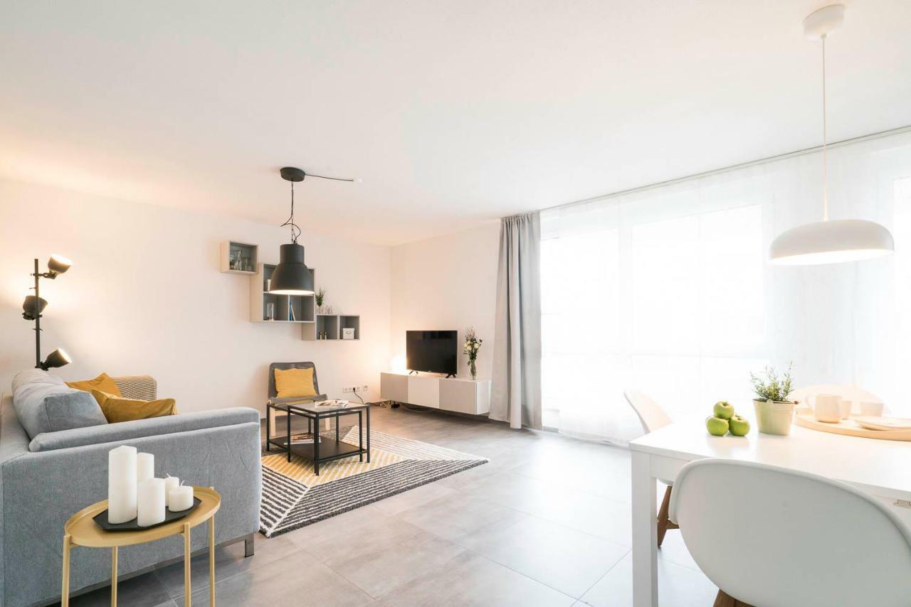 Apartwehr Business&Ferien Apartment Gelb Zewnętrze zdjęcie